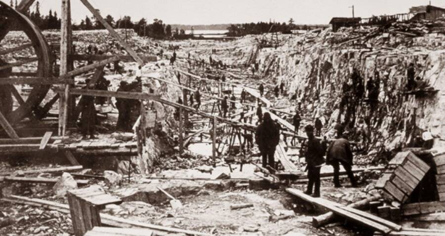 construirea canalului dintre marea albă și marea baltică