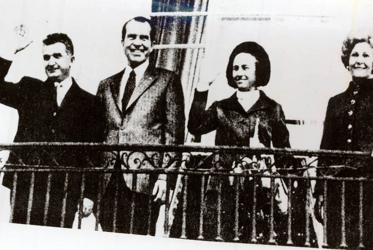 nicolae ceaușescu și richard nixon