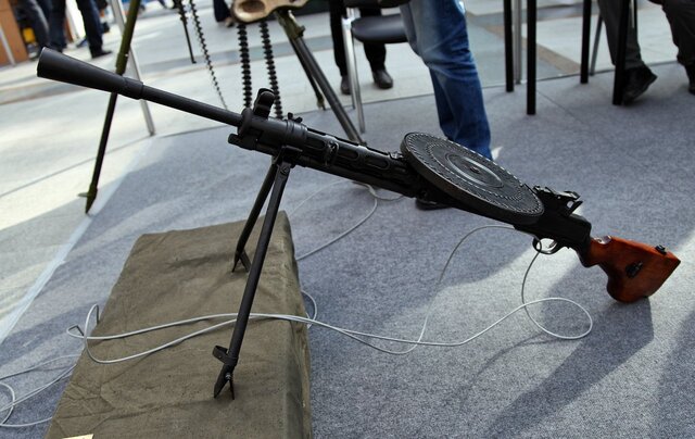 pușcă mitralieră dp-28
