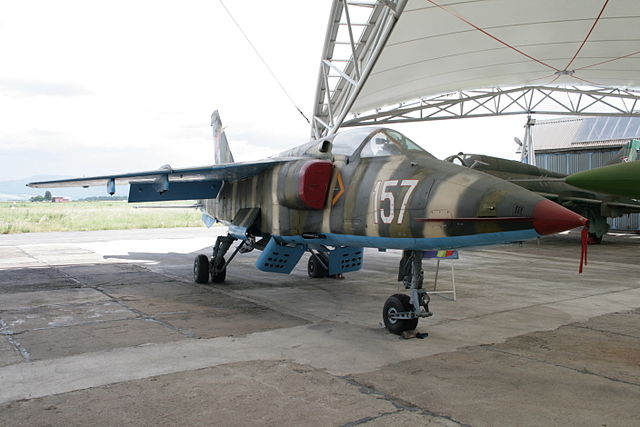 iar-93