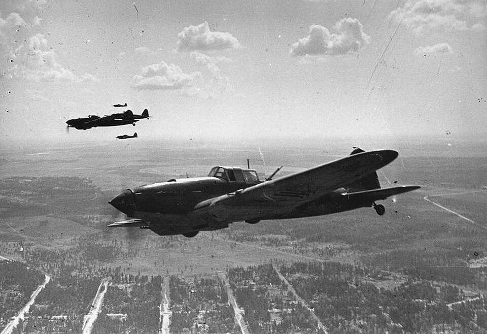 avioane il-2 aproape de leningrad