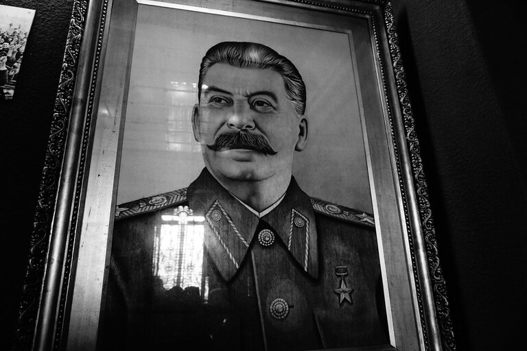 tablou cu iosif stalin