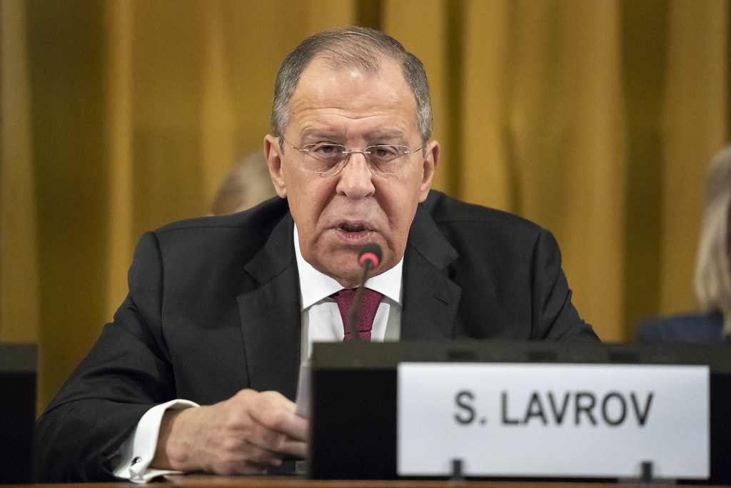 lavrov ținând discurs