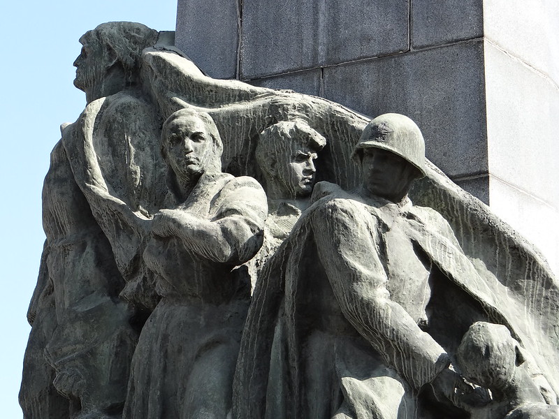 monument comunist în chișinău