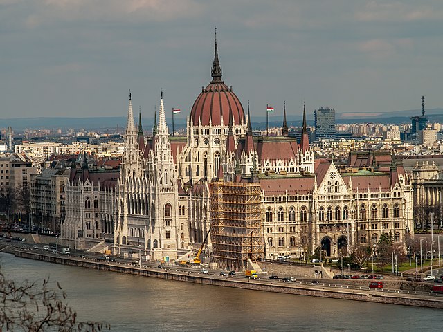 clădirea parlamentului maghiar
