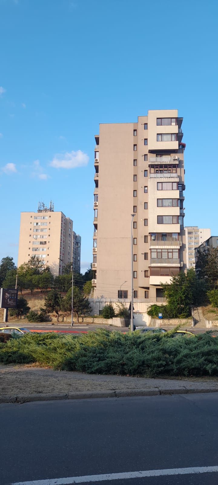 clădire cu apartamente