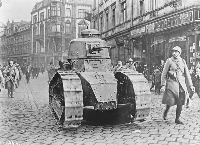 tancul renault ft17