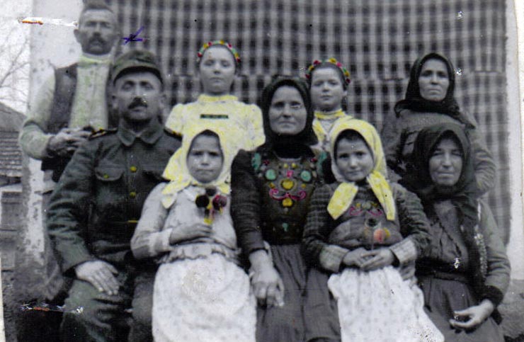 țărani români