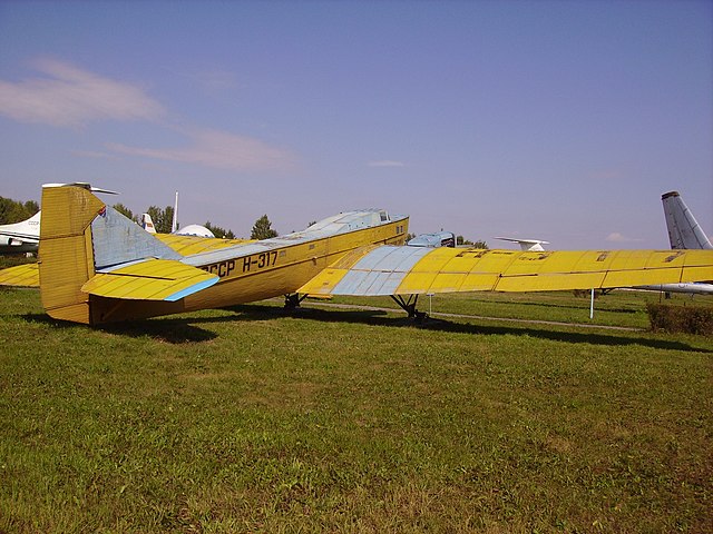 aparatul bimotor TB-1