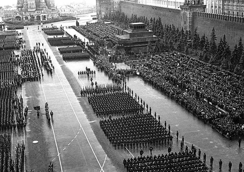 paradă de ziua victoriei în 1945